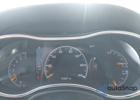 2015 Jeep Grand Cherokee Limited из США, поврежденный, VIN 1C4RJFBG1FC831208